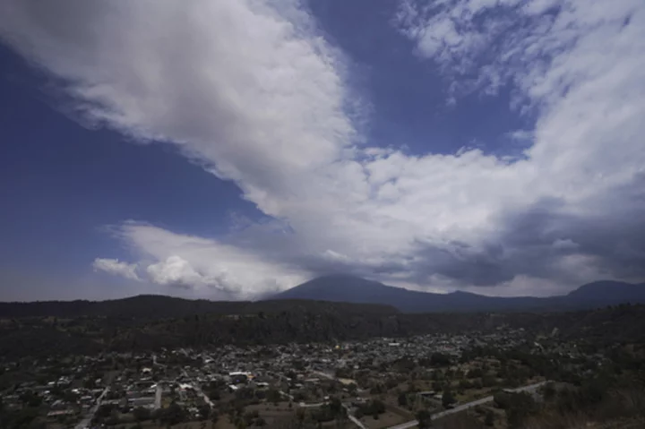 Mexicans near Popocatepetl stay vigilant as volcano's activity increases