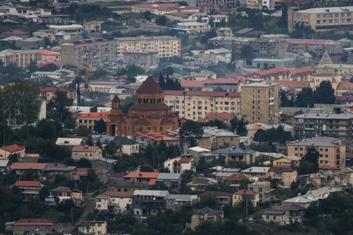 Karabakh refugees cross to Armenia as Azerbaijan takes control